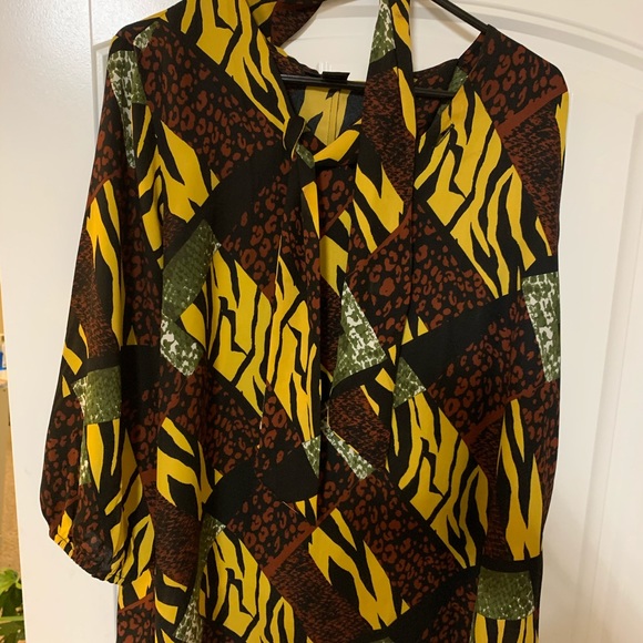 Blouse - Picture 3 of 3